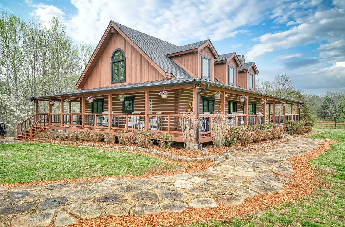 Log Cabin