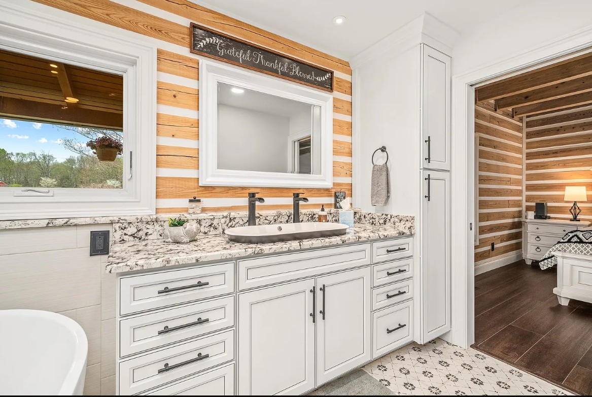 Log Cabin